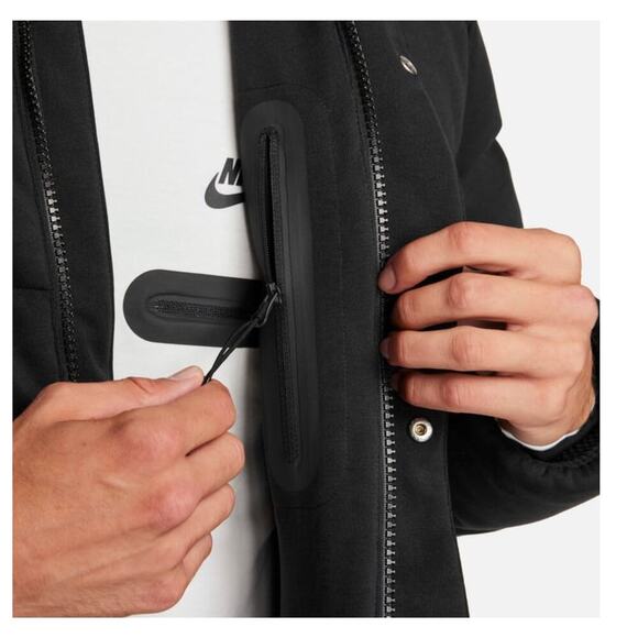 Nike Sportswear Tech Men's Oversized Puffer Jacket Size Medium - Picture 4 of 13